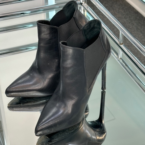 Saint Laurent booties - Picture 1 of 9